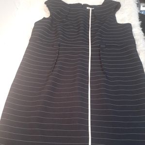 Plus Size 22W Navy Blue And WHITE DRESS SHELBY & PALMER Stretch With Belt Loop.